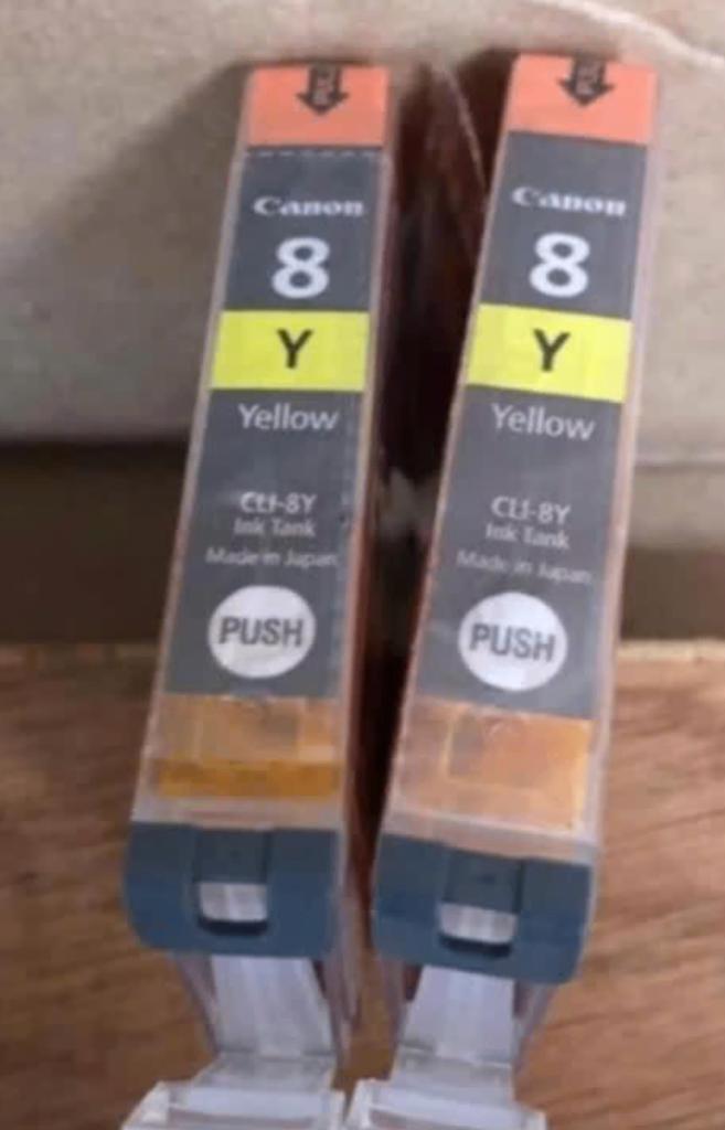 Twee gele cartridges Canon Yellow CLI-8Y, Computers en Software, Ophalen of Verzenden, Nieuw, Cartridge, Canon