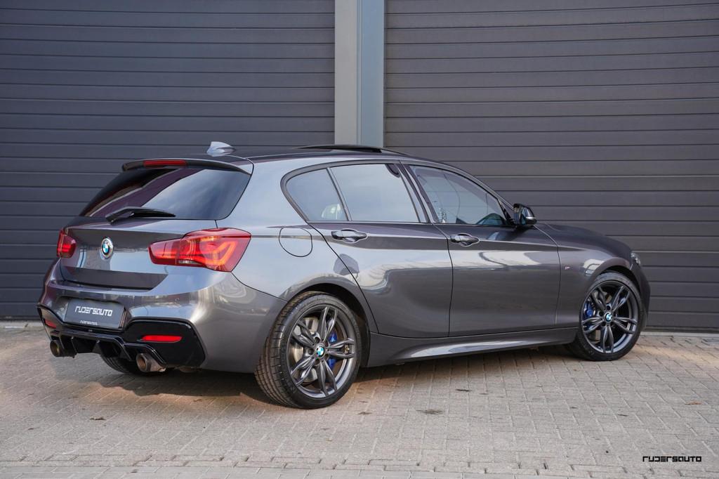 BMW 1-serie M140i LCI2 | Schuifdak | HK | Akrapovic uitlaat, Achterwielaandrijving, Gebruikt, Lichtsensor, 340 pk