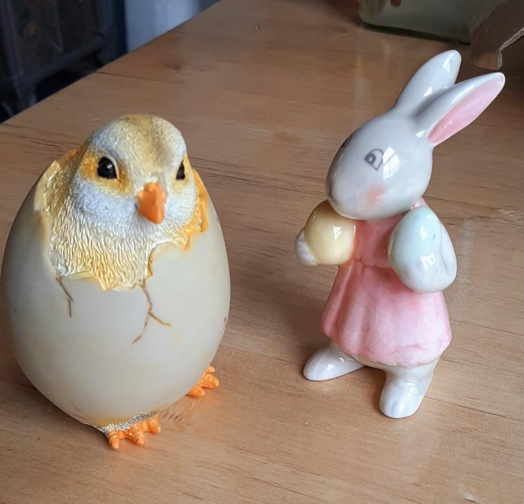 Haasje en kuiken in ei nieuw aardewerk, Ophalen of Verzenden, Nieuw
