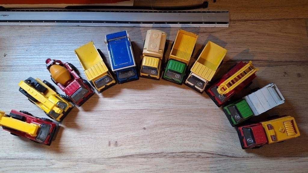 Collectie van 11 Tonka speelgoedvrachtwagens, Ophalen of Verzenden, Gebruikt, Bus of Vrachtwagen