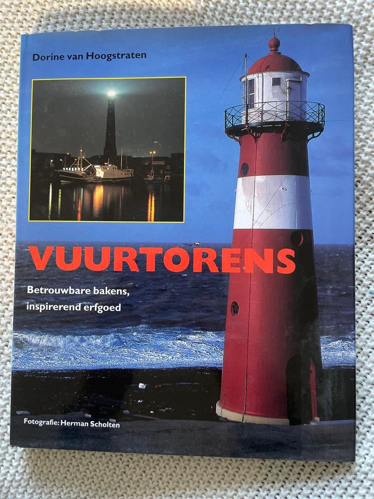 Vuurtorens: Betrouwbare bakens, inspirerend erfgoed, Boeken, Ophalen of Verzenden, Gelezen