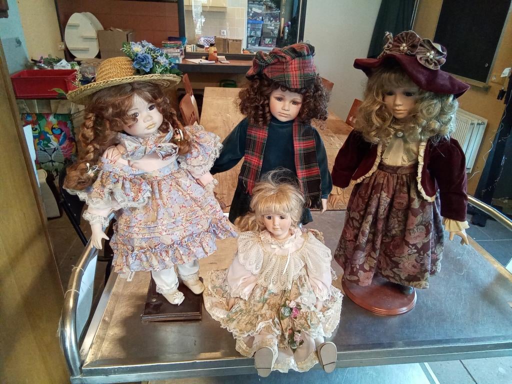 Porseleinen poppen, Ophalen, Zo goed als nieuw, Pop