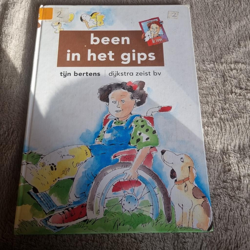 Groep 3 - Been in het gips - Tijn Bertens, Boeken, Ophalen of Verzenden, Gelezen, Tijn Bertens, Fictie algemeen