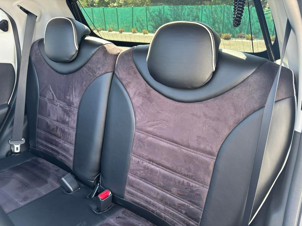 Toyota Aygo 1.0 VVT-i x-pose | Automaat | Camera achter | Cl, LED verlichting, Gebruikt, Euro 6, 4 stoelen
