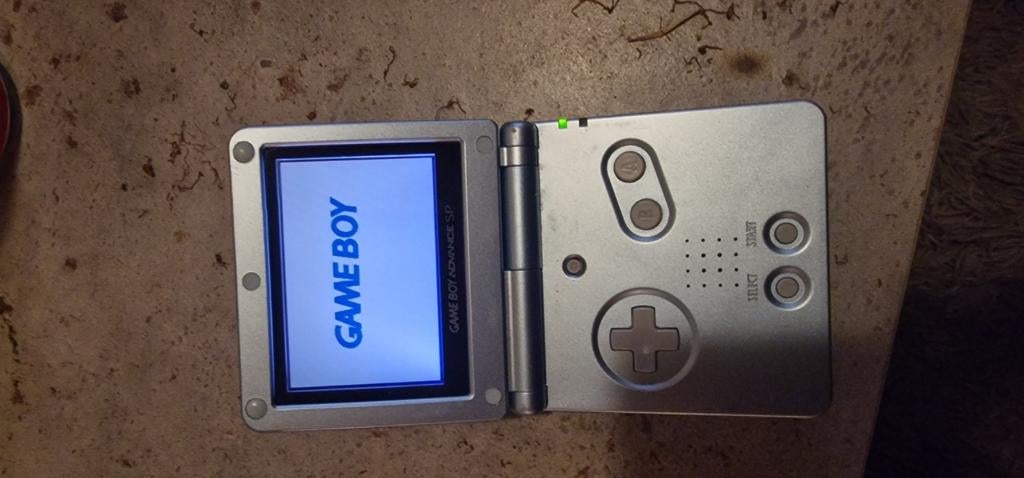 Gameboy advance sp met 17 spellen, 1 speler, Zo goed als nieuw, Vanaf 3 jaar, Ophalen