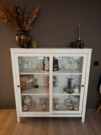 Witte Ikea Hemnes Vitrinekast - Kleine beschadiging, Ophalen, Gebruikt, 100 tot 150 cm, 25 tot 50 cm