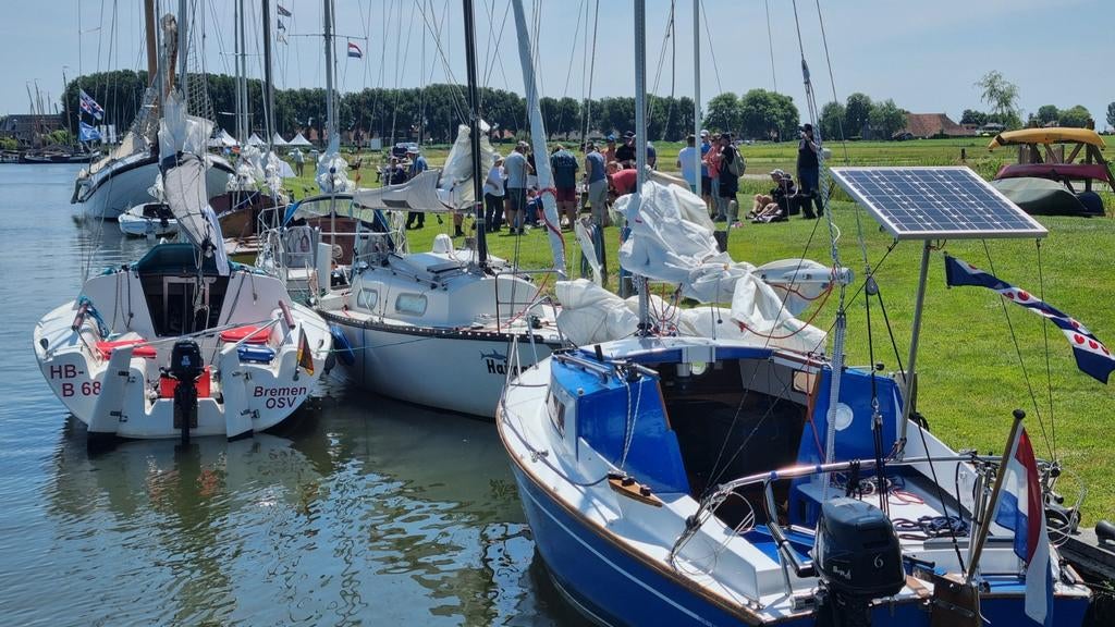 Kolibri 560 zeilboot met trailer en 6PK buitenboordmotor, Ophalen, Gebruikt, Tourjacht of Cruiser, Benzine