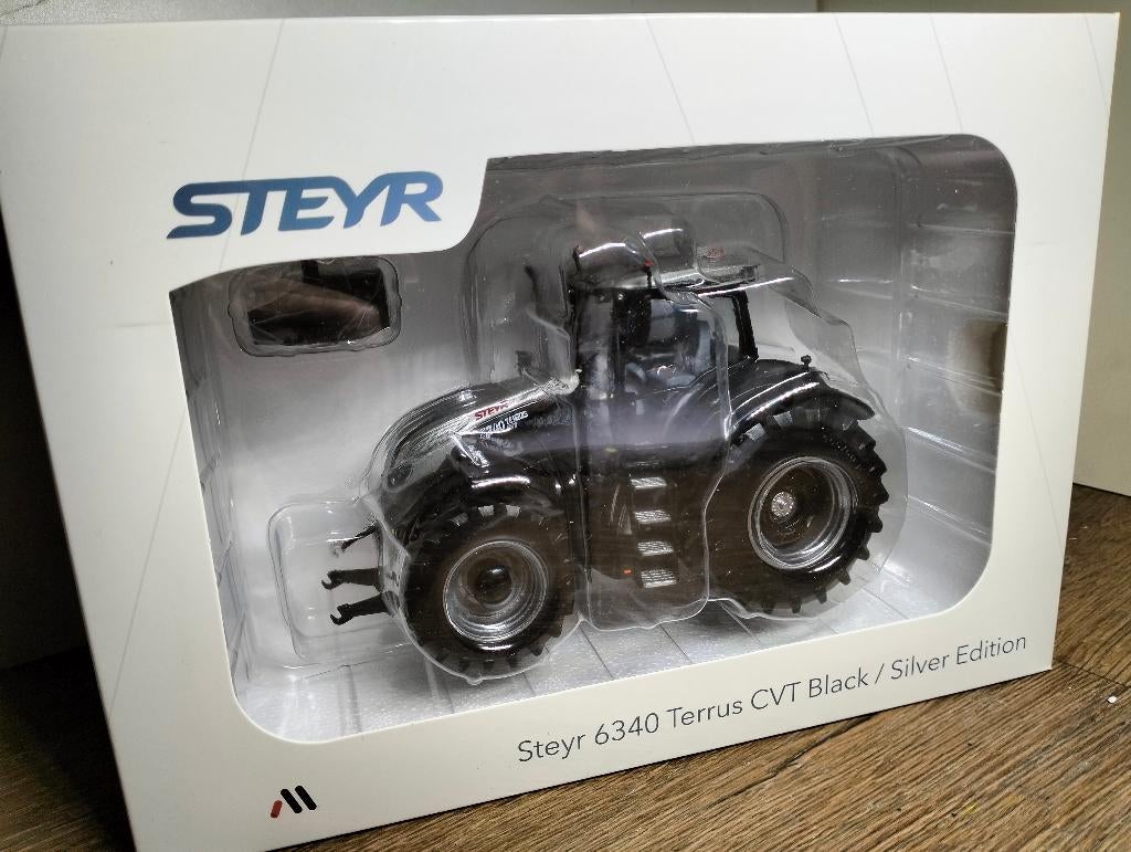 Te koop Marge Models Steyr 6340 Terrus Black/silver edition., Ophalen of Verzenden, Nieuw, Tractor of Landbouw, Overige merken