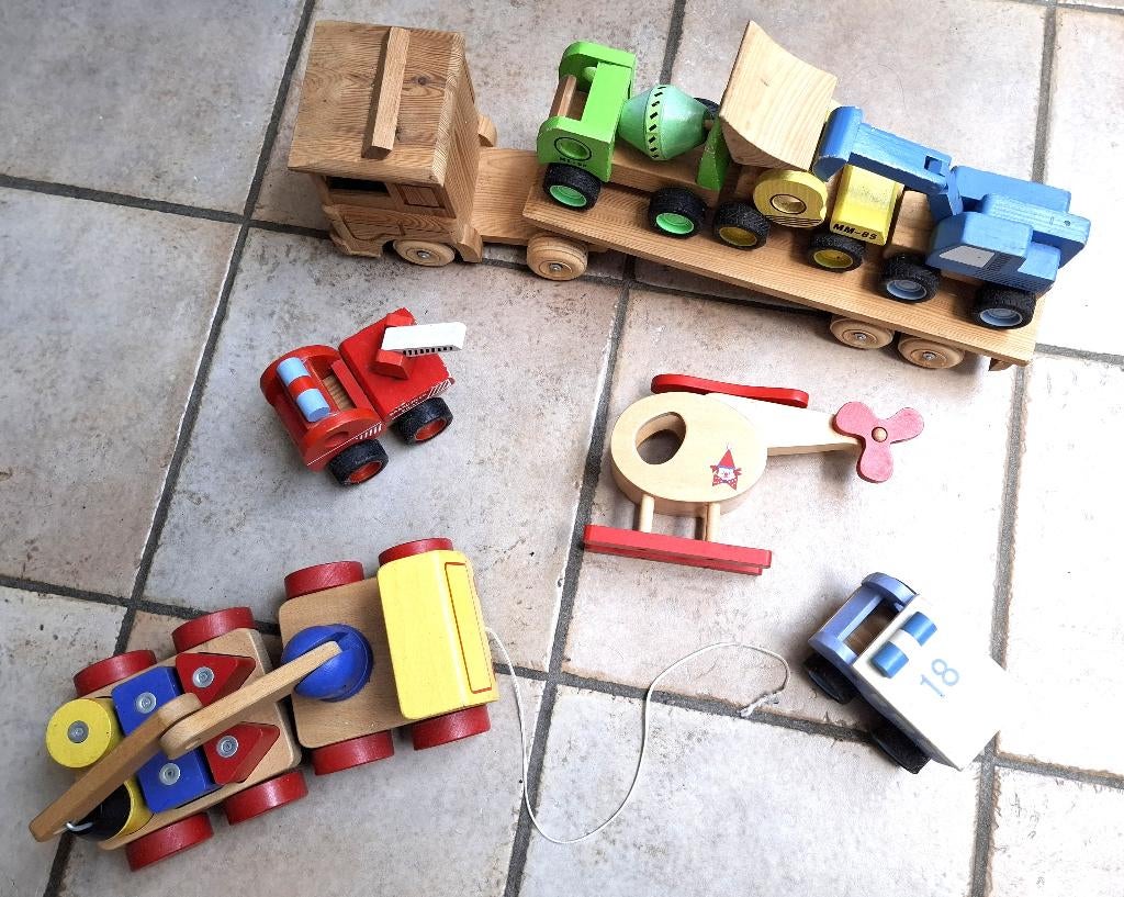 Partij houten speelgoed hijskraan vrachtwagen helicopter, Ophalen of Verzenden, Gebruikt