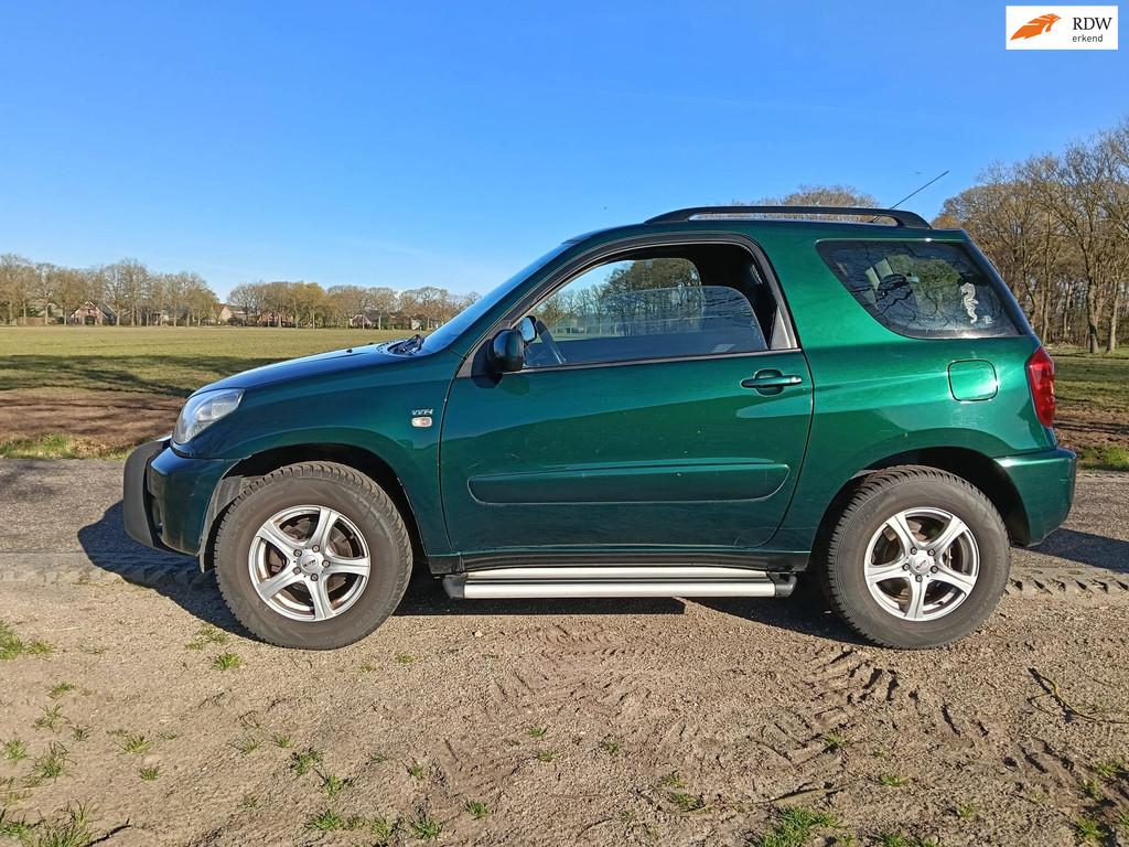 Toyota RAV4 1.8-16V VVT-i Luna ( In zeer mooie staat !) van1, Voorwielaandrijving, Gebruikt, Zwart, 4 cilinders