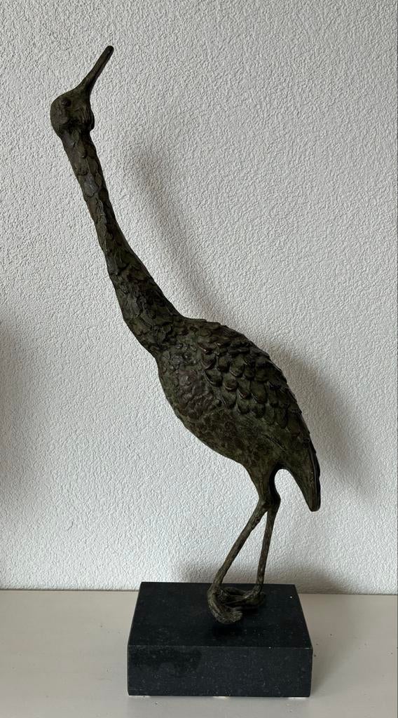 Elegant bronzen kraanvogel beeld op sokkel - 68 cm, Brons, Op sokkel, Beeld, Bruin