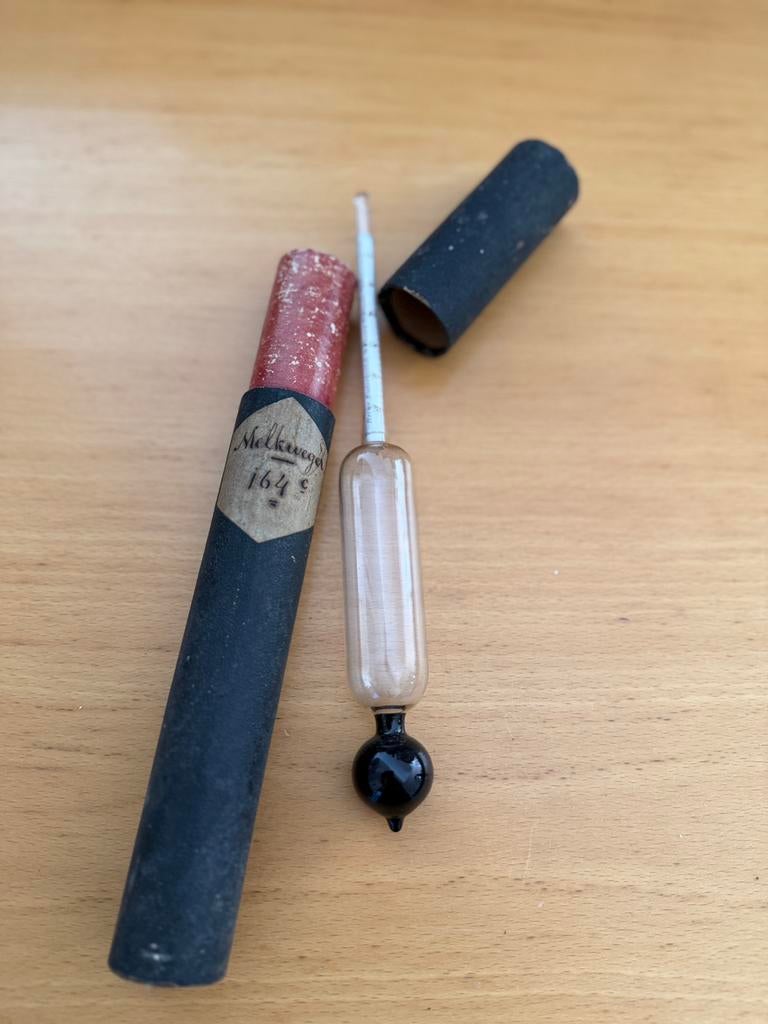 Antieke soortelijk gewicht bepaler, Ophalen