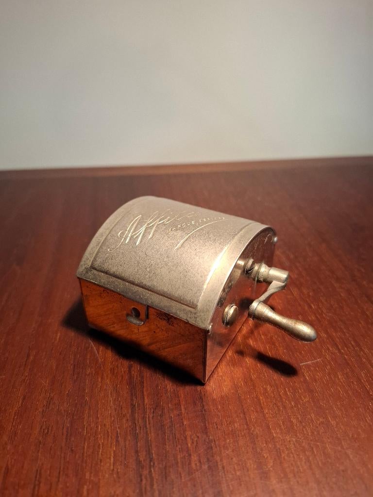 Antieke slijpmachine voor scheermessen, Antiek en Kunst, Ophalen of Verzenden