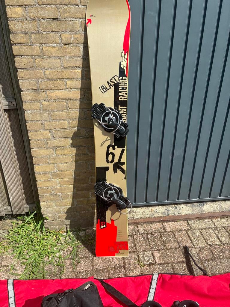 Snowboard raceboard Blast en hardboots Deeluxe, Ophalen, Gebruikt, Board
