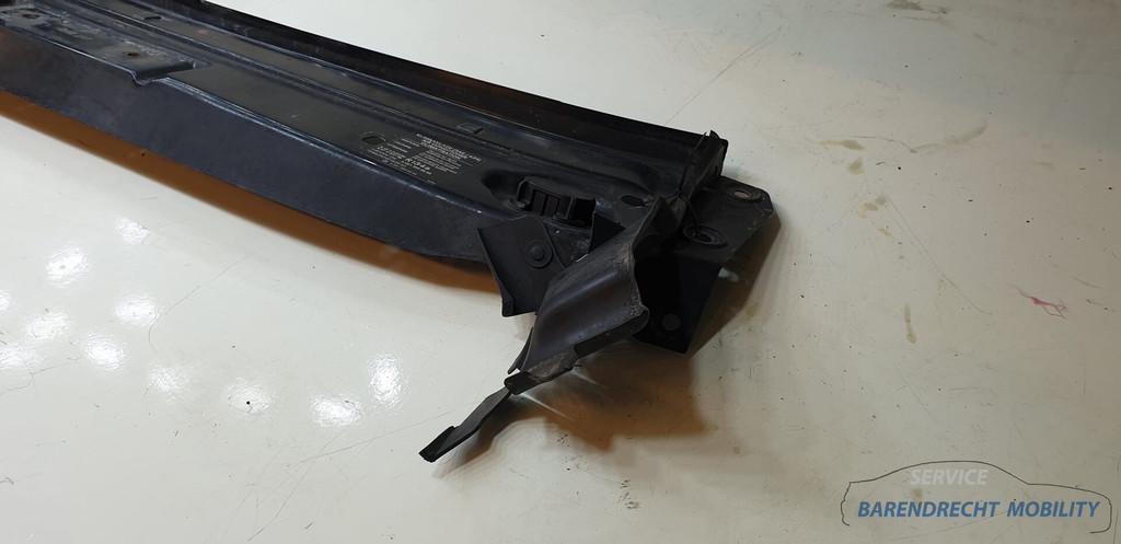 Slotplaat Mercedes W164 ML Klasse voorfront A1645001516 orig, Auto-onderdelen, Carrosserie en Plaatwerk, Gebruikt, Mercedes-Benz AG