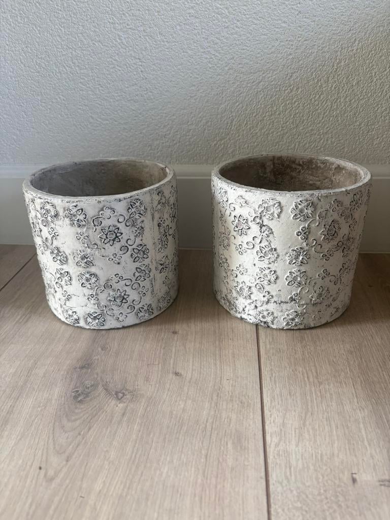 2 landelijke bloempotten met bloemetjes patroon, Tuin en Terras, Bloempotten, Ophalen, Gebruikt, Rond, Binnen