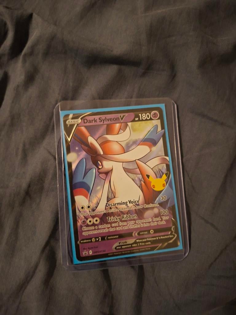 Dark sylveon V swsh134, Ophalen of Verzenden, Zo goed als nieuw, Losse kaart, Foil