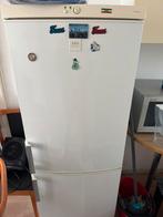 Koelkast AEG, Ophalen, 200 liter of meer, Met aparte vriezer, 160 cm of meer