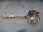 Massief zilveren strooilepel - Minerva keur - Frankrijk, Verzenden, Zilver