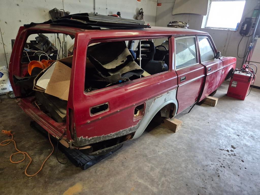 Volvo 240/245 casco voor cross/of slijpdelen, Auto-onderdelen, Interieur en Bekleding, Volvo, Ophalen