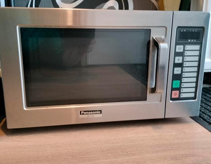 Panasonic NE 1073 Magnetron - Professioneel!, Witgoed en Apparatuur, Magnetrons, Gebruikt, Vrijstaand, Magnetron, 45 tot 60 cm