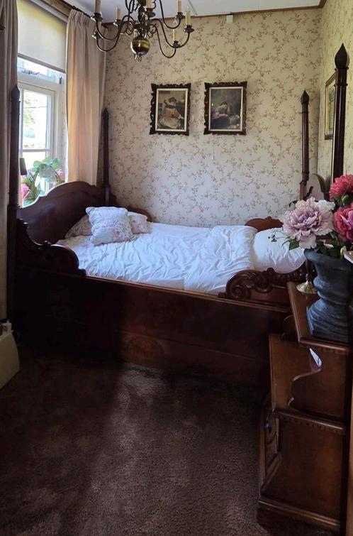 Mahonie antiek bed twijfelaar ledikant 120 x 190 matrasmaat, Antiek en Kunst, Antiek | Meubels | Bedden, Ophalen of Verzenden