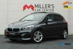 BMW 2-serie Active Tourer 225xe M-SPORT PANO CAM HUD HARMANK, Auto's, Automaat, Met garantie (alle), 1650 kg, 46 €/maand