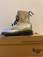 Dr martens Pascal Metallic Silver, Kleding | Dames, Lage of Enkellaarzen, Ophalen of Verzenden, Zo goed als nieuw, Overige kleuren