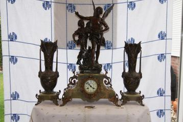 Klokstel met engel ( Groot stel beschikbaar voor biedingen