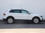 Volkswagen Tiguan 1.4 TSI eHybrid Elegance 245 pk DSG | LED, 1716 kg, Stof, 4 cilinders, Wit