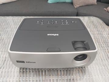 InFocus W240 DLP-projector beschikbaar voor biedingen