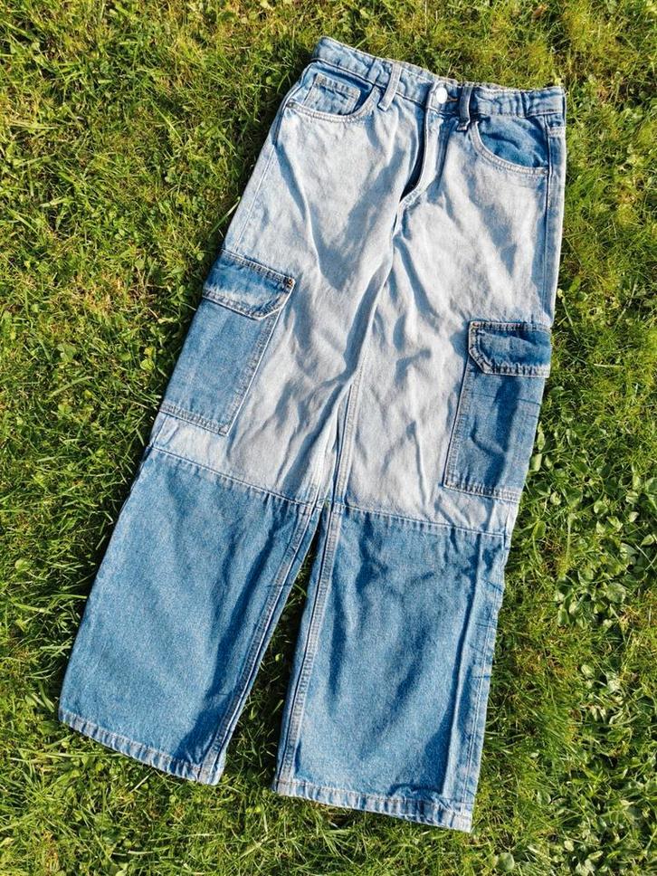 Spijkerbroek wijd model mt140 meisje, Kinderen en Baby's, Kinderkleding | Maat 140, Zo goed als nieuw, Meisje, Broek, Ophalen of Verzenden