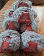 Nieuw 8 bollen DMC Karina super zachte wol, Hobby en Vrije tijd, Ophalen of Verzenden, Nieuw, Breien of Haken, Wol of Garen