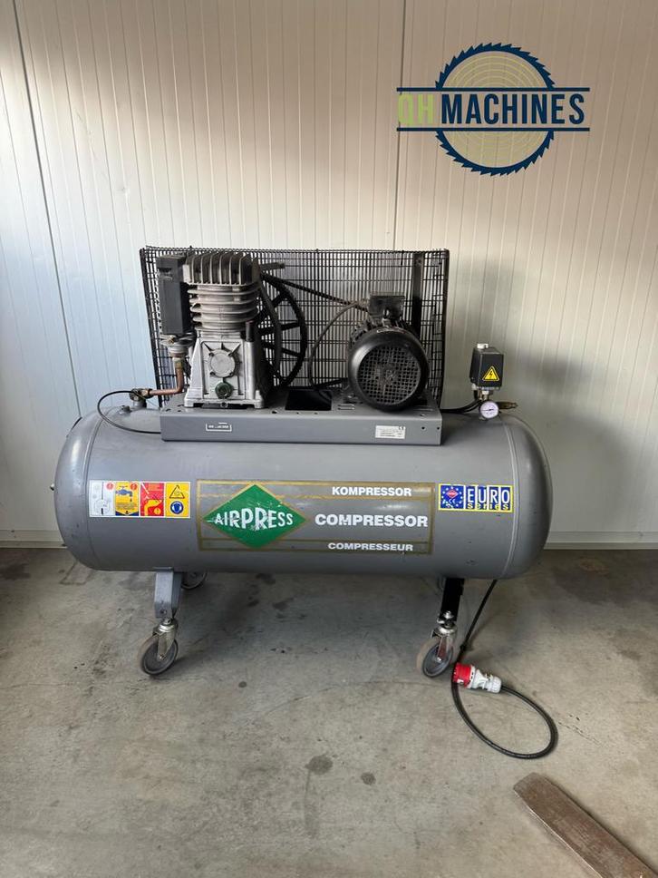 Airpress compressor, Doe-het-zelf en Verbouw, Compressors, Zo goed als nieuw, 100 liter of meer, 400 tot 800 liter/min, Ophalen of Verzenden
