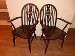 Twee antieke Windsor Wheelback Stoelen, Antiek en Kunst, Antiek | Meubels | Stoelen en Banken, Ophalen
