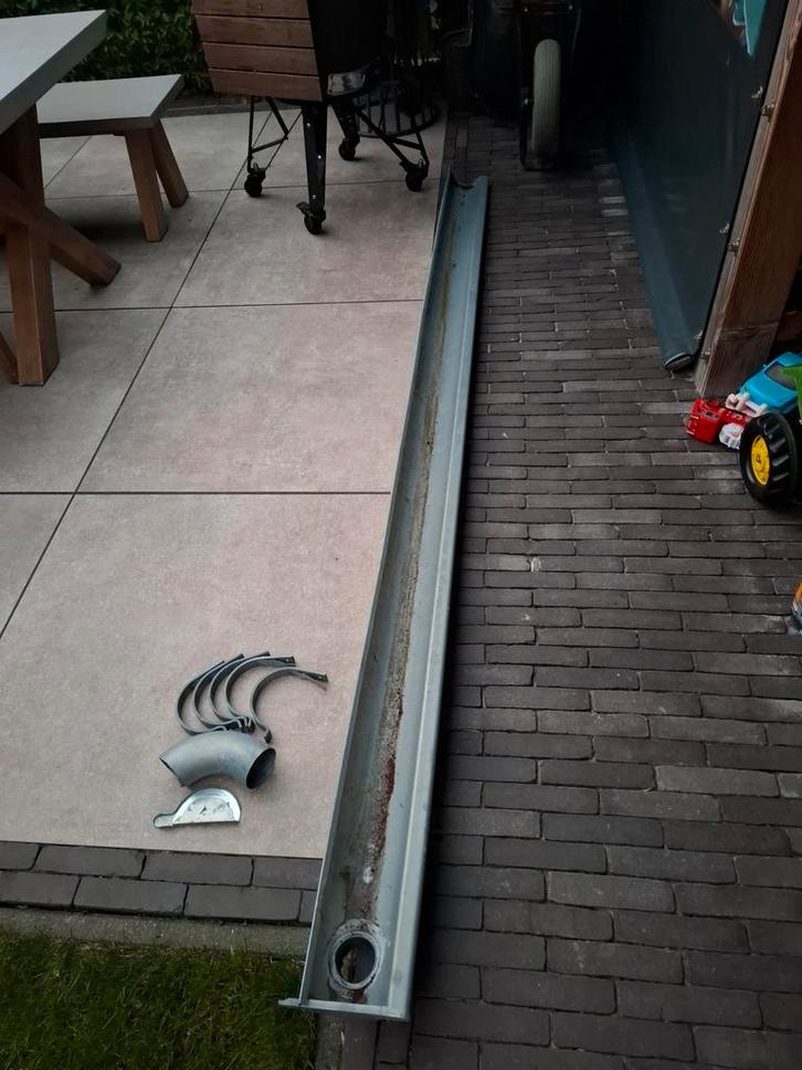 Zinken Dakgoot + accessoires, Doe-het-zelf en Verbouw, Buizen en Afvoer, Gebruikt, Dakgoot, Zink, 2 tot 4 meter, 60 tot 80 mm