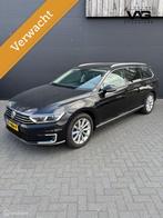 Volkswagen Passat 1.4 TSI GTE Highline Alcantara LED CarPlay, Gebruikt, Met garantie (alle), Zwart, Hybride Elektrisch/Benzine