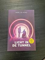 Marc de Hond - Licht in de tunnel, Boeken, Ophalen of Verzenden, Zo goed als nieuw, Marc de Hond