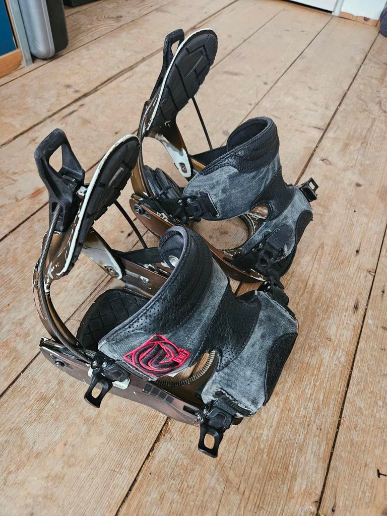 Flow Snowboardbindingen Maat M (36-41,5), Ophalen of Verzenden, Gebruikt, Bindingen