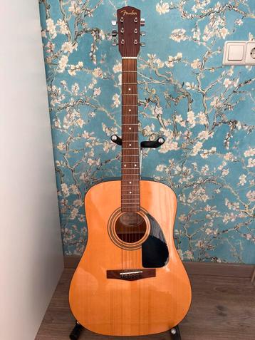 Fender akoestische gitaar beschikbaar voor biedingen