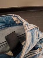 Circle of Trust Denim Short - Maat 28, Blauw, Ophalen of Verzenden, W28 - W29 (confectie 36), Gedragen