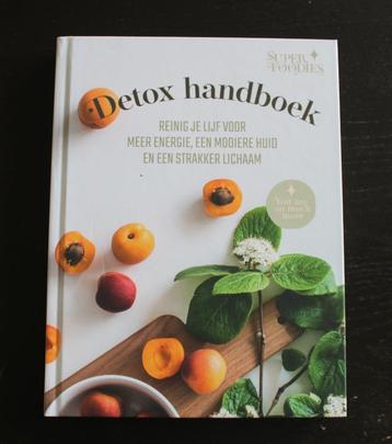 Detox handboek - Patricia Lautenschutz - Superfoodies beschikbaar voor biedingen