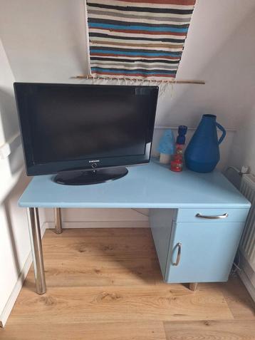 Blauw Bureau met Opbergruimte 130x70x74cm
 beschikbaar voor biedingen