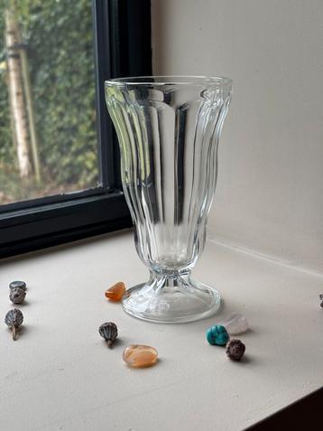 4 vintages ijscoupes, coupes, dessert, shake, kerst beschikbaar voor biedingen