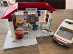 Playmobil  5012. Clinic met ambulance, Ophalen of Verzenden, Zo goed als nieuw