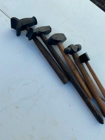 Aambeeld smeden smeeds hamers beschikbaar voor biedingen