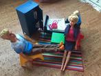 Barbie & Ken hanging out, Kinderen en Baby's, Speelgoed | Poppen, Ophalen of Verzenden, Zo goed als nieuw, Barbie