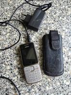Nokia toestel met lader en hoesje., Telecommunicatie, Mobiele telefoons | Nokia, Ophalen of Verzenden