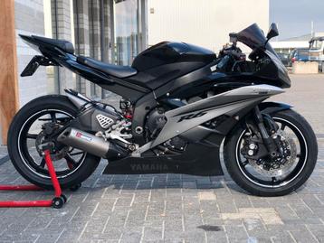 Yamaha R6 | RJ11 | Zwart / Silver | 35kw beschikbaar voor biedingen
