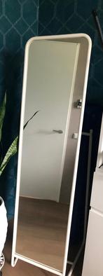Ikea staande spiegel knapper, Huis en Inrichting, Woonaccessoires | Spiegels, Zo goed als nieuw, Ophalen